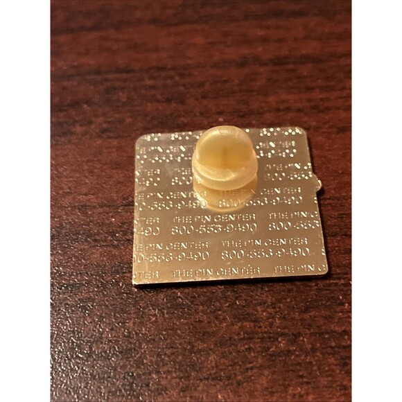 Outback Steakhouse 50 States Utah‎ Lapel Hat Pin - Picture 3 of 3